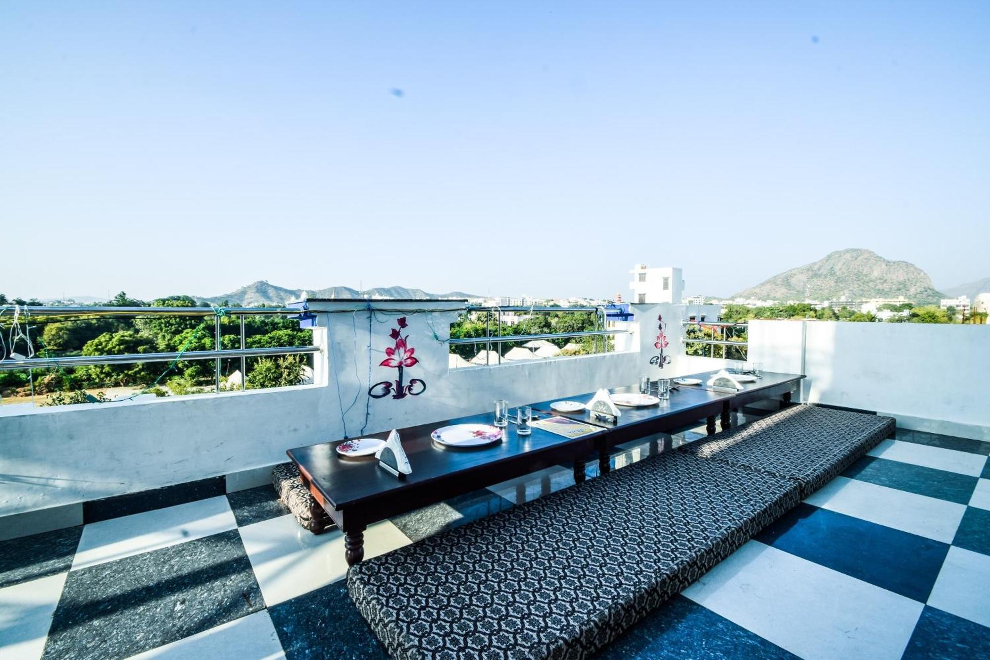 Hotel O Blue Lotus Пушкар Экстерьер фото